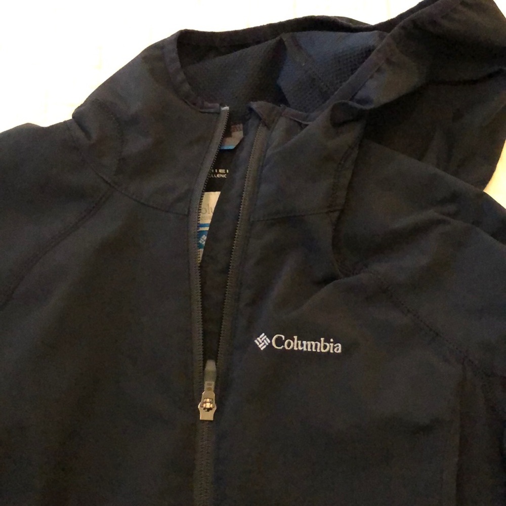 COLUMBIA windbreaker